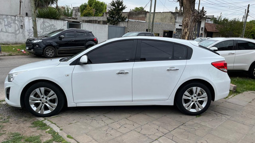 Chevrolet Cruze 1.8 Ltz Mt