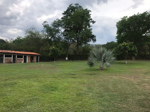 Imagen 5 de 8 de Finca De Recreo En Santafé De Antioquia.