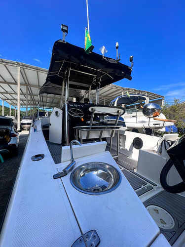 Lancha Fishing 22 C/ Mercury 200 Hp 4 Tempos Ano 2022