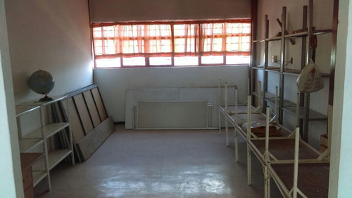 Jhs Venta Edificio En Nezahualcóyotl, Colonia La Perla Para Inversión