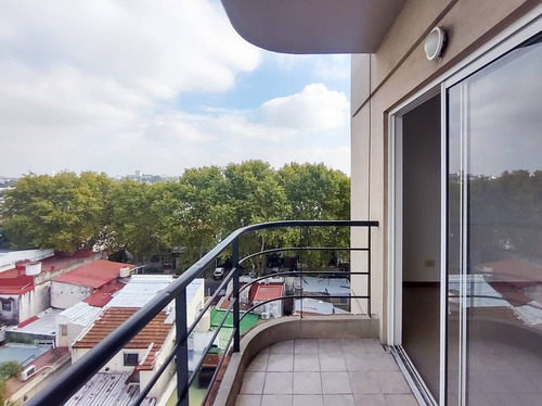 Imagen 5 de 18 de Venta De Departamento Con Cochera En Villa Pueyrredon