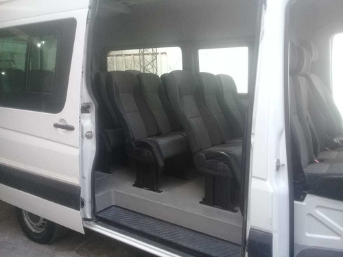 Imagen 8 de 18 de Mercedes-benz Sprinter 2014 2.1 415 Combi 3665 150cv 15+1 Te