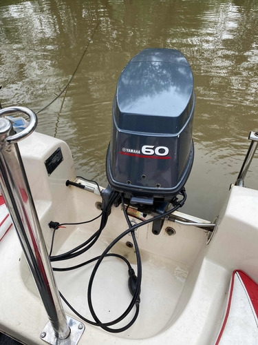 Lancha Bahamas 440 Sx Con Motor Yamaha 60 Hp 2t Año 2002