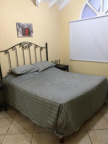 Imagen 16 de 30 de Casa En Av Del Olimpo, 4 Dormitorios Y 3 Baños , A 100 Mts Del Centro Comercial, Excelente Ubicación