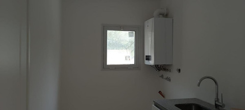 Imagen 8 de 9 de Casa En Venta A La Laguna Canton Barrio Norte A Estrenar