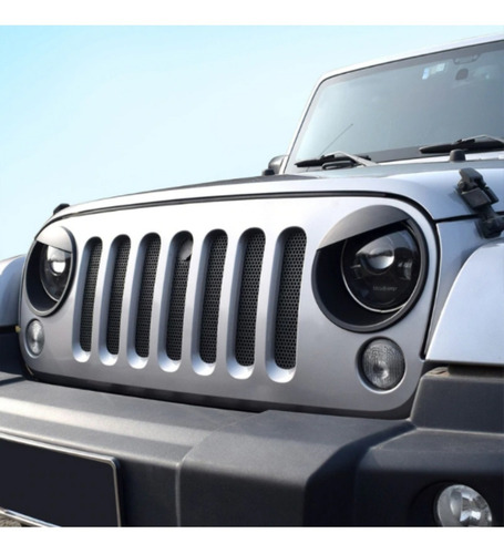 Imagem 4 de 8 de Aro De Farol Angry Bird P/ Jeep Wrangler Jk 2007 - 2017 Par