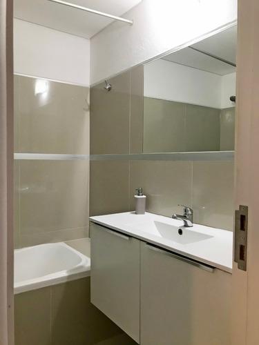 Venta De Apartamento De 4 Dormitorios En Haras Del Lago