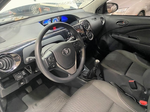 Toyota Etios 1.5 Xs