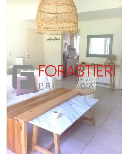 Imagen 5 de 15 de Excelente Depto 3 Amb Con Jardin Y Cochera