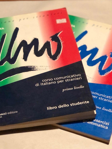 Uno 1 = Corso Comunicativo Di Italiano Per Stranieri