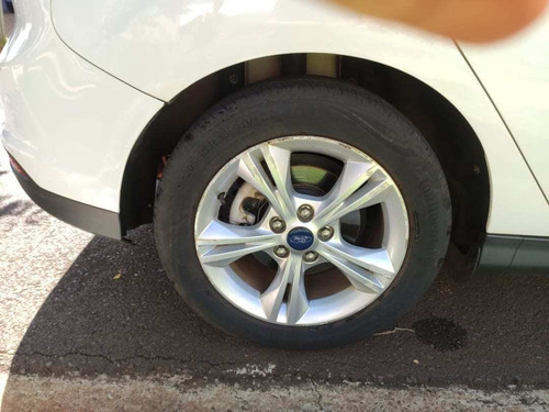 Ford Focus Se 1.6 16v Powershift Flex
