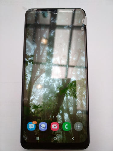 Imagen 2 de 6 de Samsung Galaxy A12 Color Azul - Aprovecha