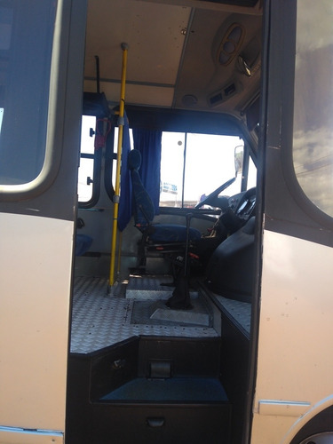 Microonibus Neobus Mercedes Benz Lo915 2011 28 Lug..