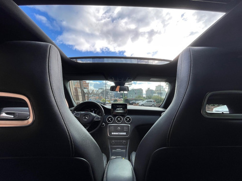 Mercedes Benz A200