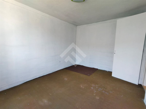 Departamento En Venta De 3 Dorm. En Maipú
