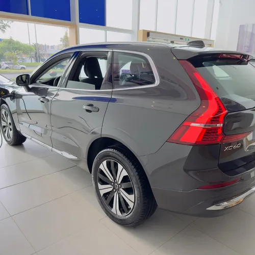 Volvo XC60T8 Plus