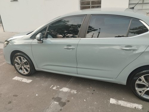 Citroën C4 Lounge 1.6 Shine Thp Flex Aut. 4p