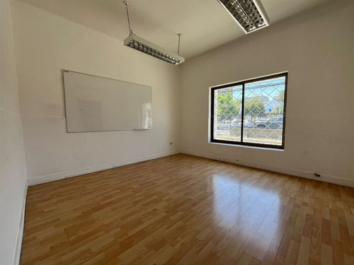 Local Comercial En Arriendo En Ñuñoa