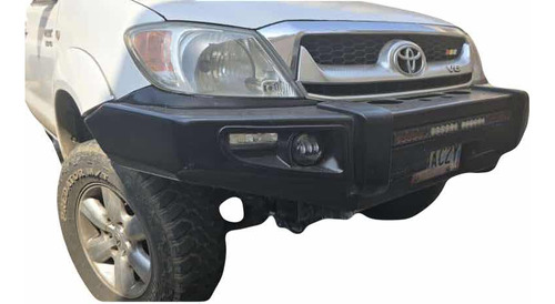 Parachoque Delantero Toyota Hilux