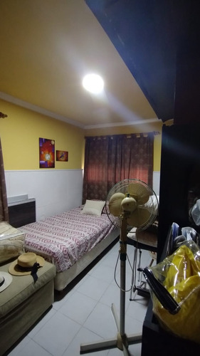 Casa 3 Dorm. En Venta!! Con Quincho Y Piscina!