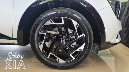 Imagen 8 de 23 de Kia Sportage Gt Line 4x2 2023