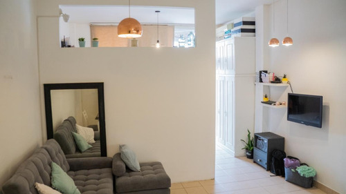Imagen 3 de 19 de Venta Monoambiente Villa Urquiza Con Terraza Propia.