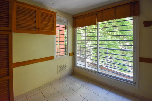 Imagen 4 de 19 de Departamento En Venta De 2 Dormitorios Zona Rio