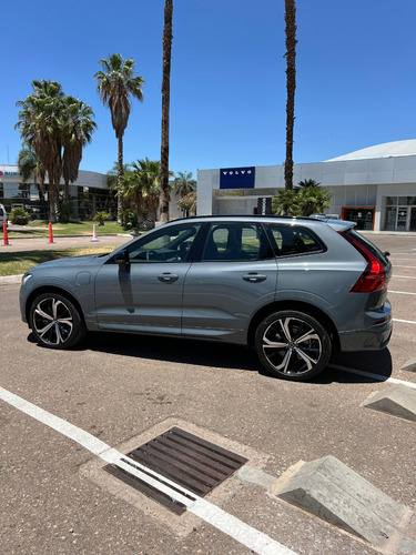 Volvo XC60 ULTIMATE DARK T8