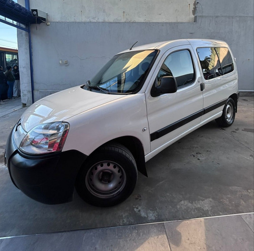 Peugeot Partner 1.4 Furgon Confort 5as