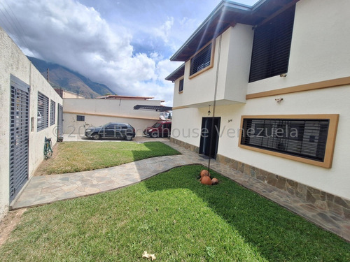 Casa En Venta En El Marqués Jr