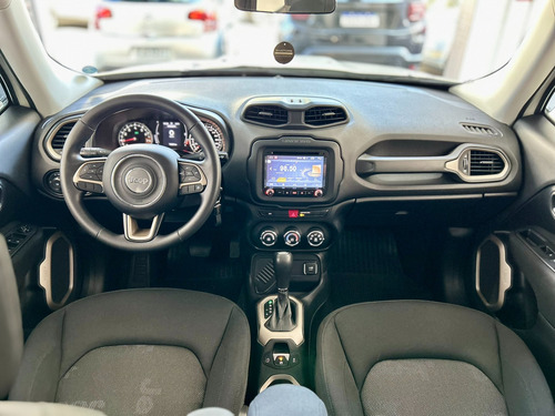 Jeep Renegade 1.8 Flex Aut. 5p