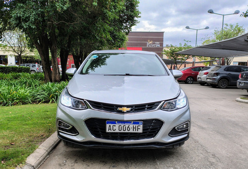Chevrolet Cruze Lt 1.4 Mt 5 Puertas