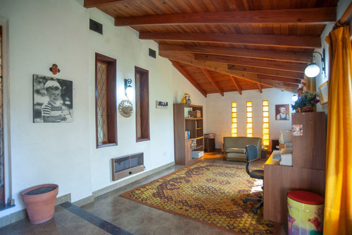 Casa En Venta City Bell, Galpón Y Local