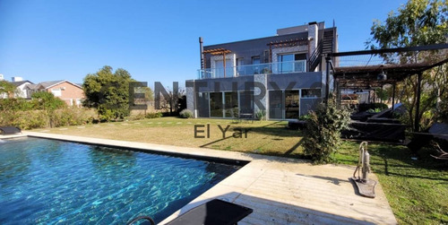 Imagen 18 de 30 de Hermosa Casa En Venta En Club De Campo Hacoaj