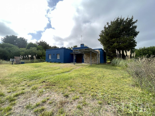 Casa De 4 Ambientes Con Galería Y Fondo Libre En Barrio Senderos Ii (31285)