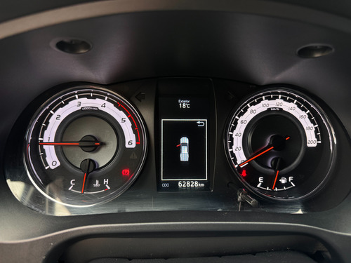 Toyota Hilux Pick-up 2.8 Cd Srx 177cv 4x4