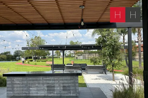 Casa En Venta En Lomas De Angelopolis