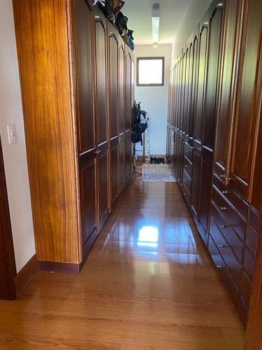 Imagen 8 de 14 de Apartamento Amplio Con Vista Totalmente Remodelado