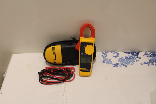 Pinza Amperimétrica Digital Fluke 323