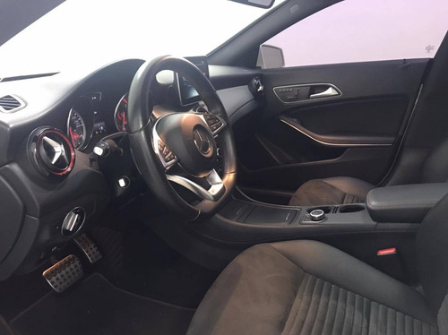 Mercedes-benz C 250 2.0 Cgi Sport Turbo 16v Gasolina 4p