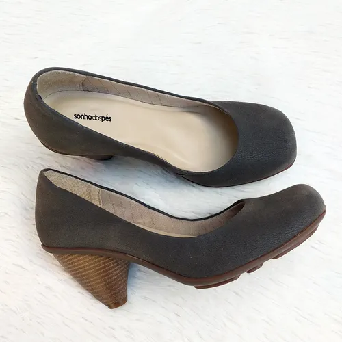 Sapato Feminino Scarpin Salto Cone Imita o Madeira Conforto