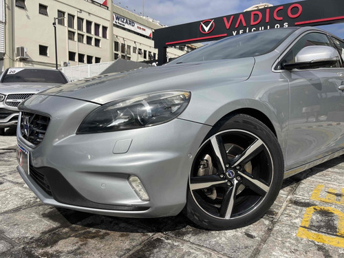 Volvo V40 2.0 T5 R-DESIGN TURBO GASOLINA 4P AUTOMÁTICO