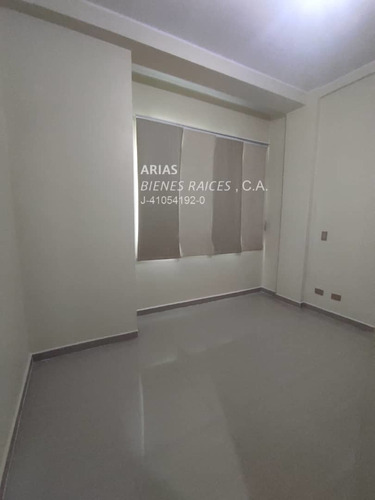 Imagen 3 de 10 de Se Vende, Apartamento En Res. San Andrés. Urb. San Miguel