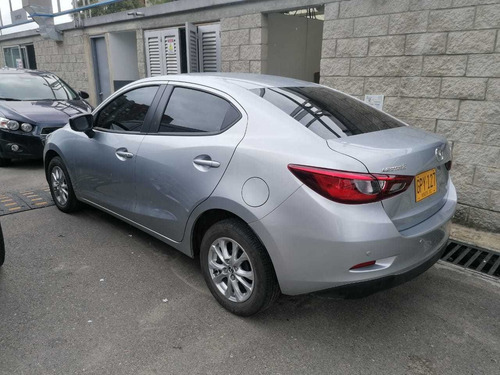 Mazda 2 Touring At 2020