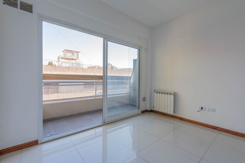 Venta Depto. Stos. Lugares- 2 Amb.-balcón-a. Cred.