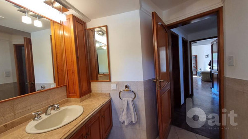 Imagen 27 de 30 de Venta Casa En Villa Belgrano, 4 Dormitorios Y 5 Baños Con Gran Parque!!