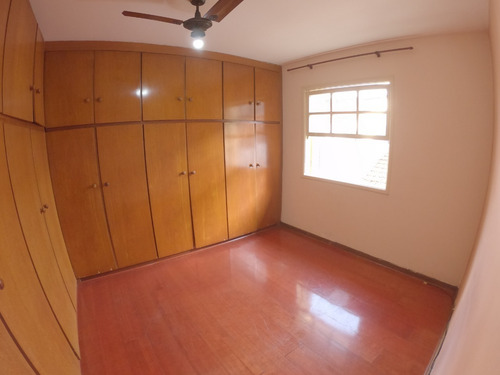 Sobrado - 3 Dorms(1 Suíte), 1 Vaga - Fl33