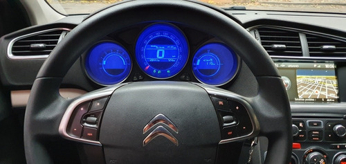 Citroën C4 Lounge 2015 1.6 Tendence Hdi 115cv - Permuto -