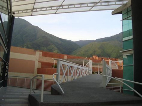 Oficina En Venta En Ciudad Center De Boleíta Norte 24-15732 Cs