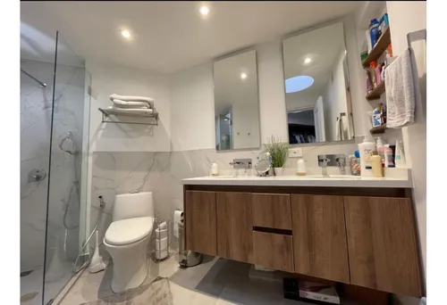 Vendo Santa Paula 200m2 3hab 4°piso Ext 2balcones Cbs 3parq